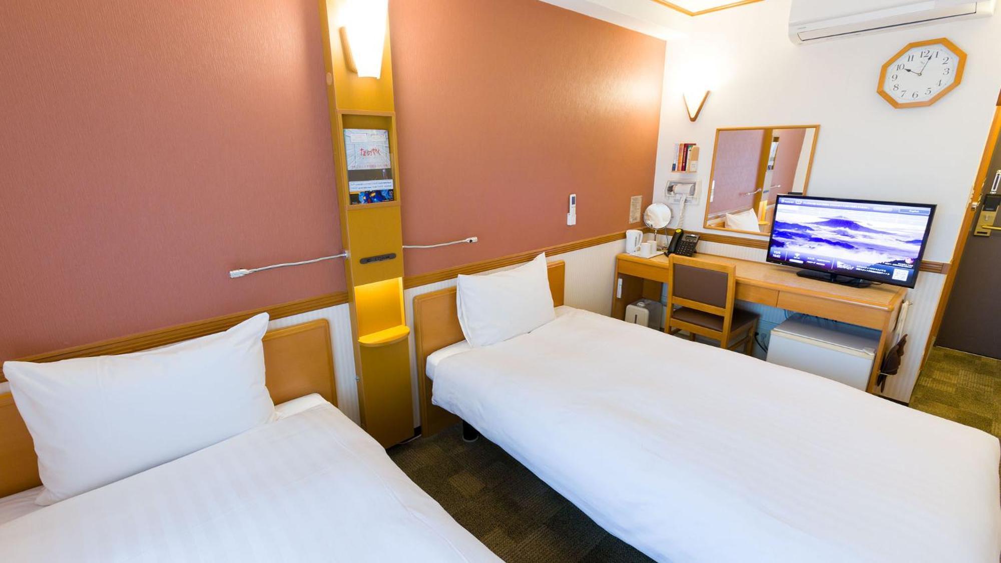Toyoko Inn Himeji Eki Shinkansen Minami Guchi Стая снимка
