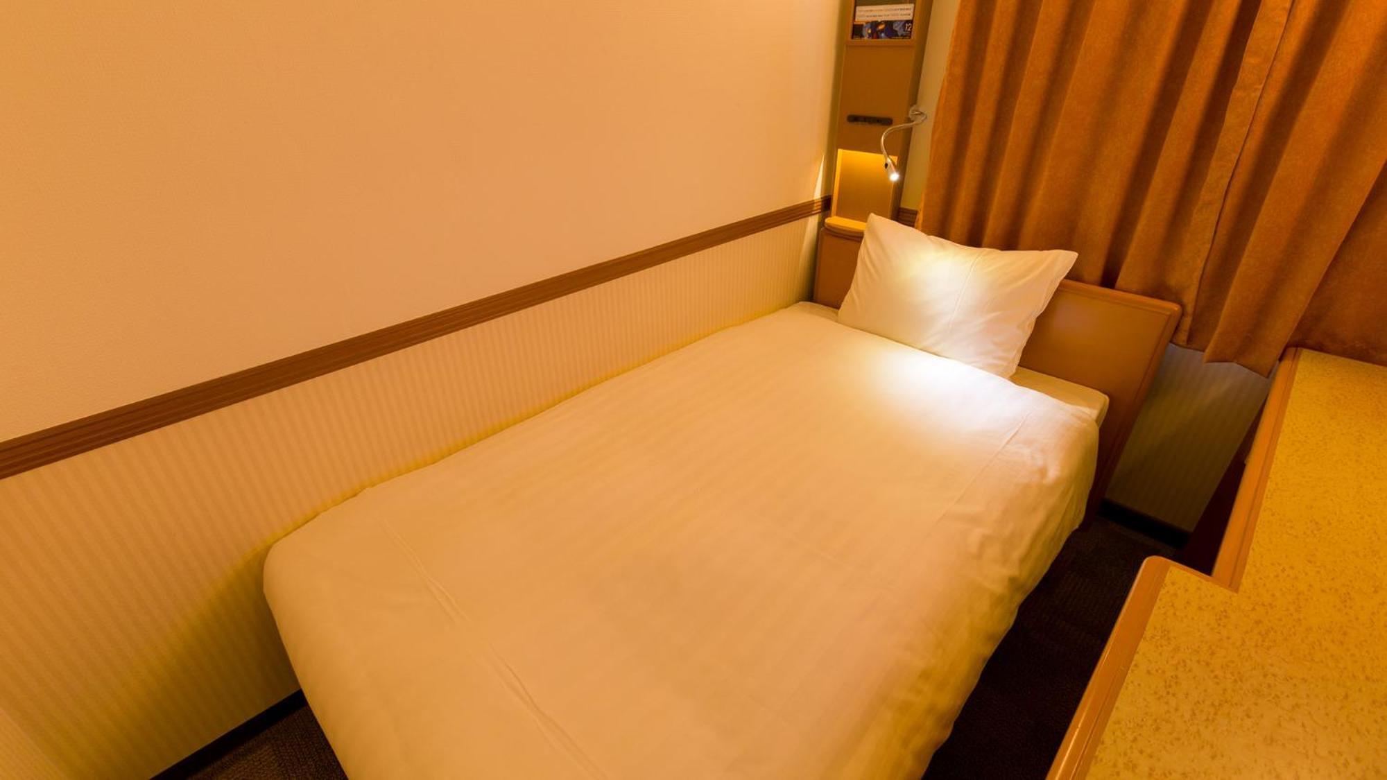Toyoko Inn Himeji Eki Shinkansen Minami Guchi Стая снимка