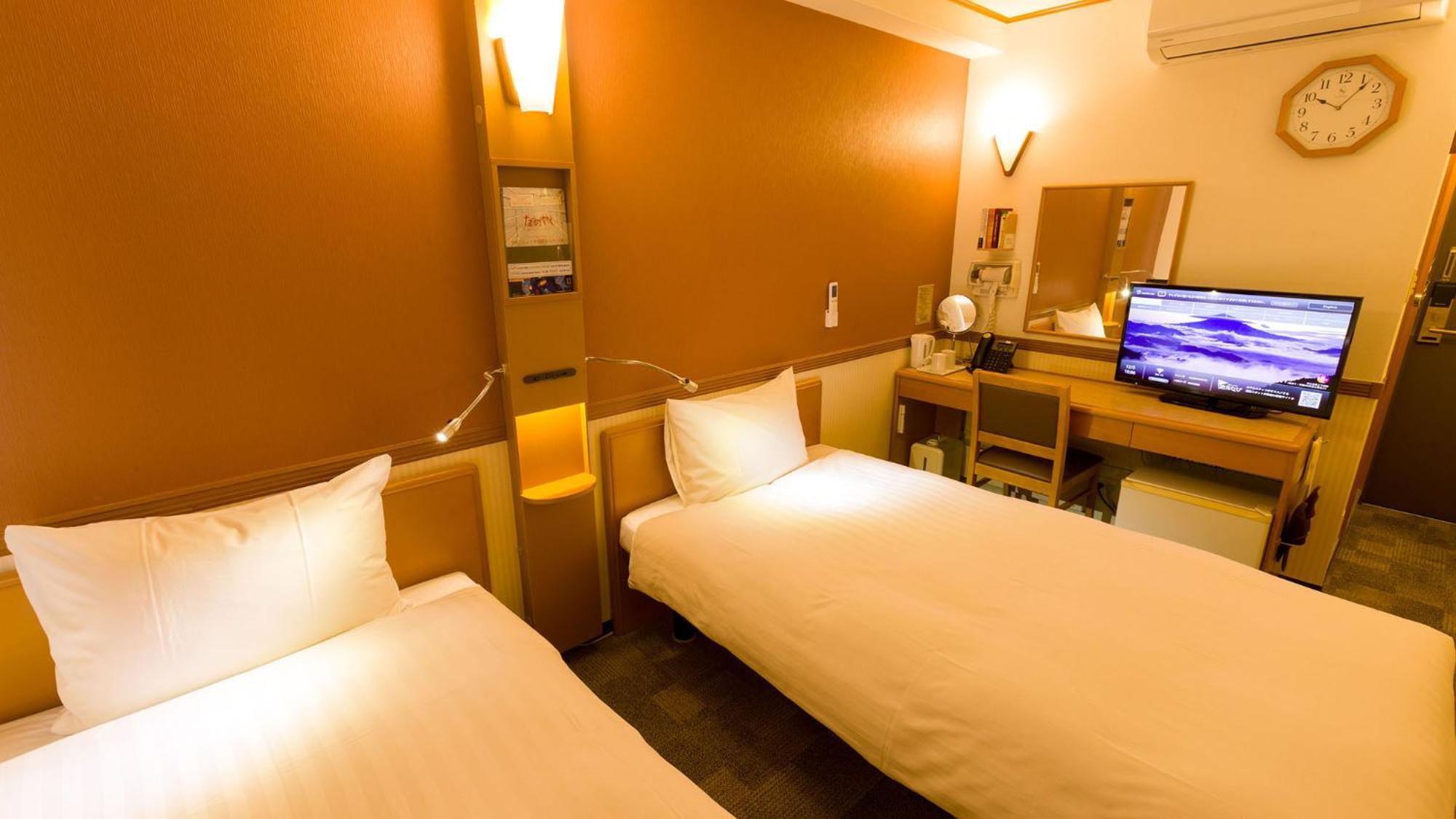 Toyoko Inn Himeji Eki Shinkansen Minami Guchi Стая снимка