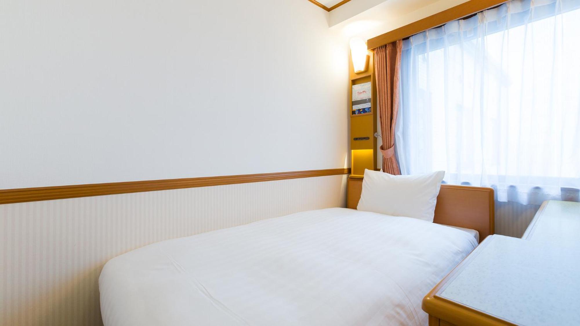 Toyoko Inn Himeji Eki Shinkansen Minami Guchi Екстериор снимка